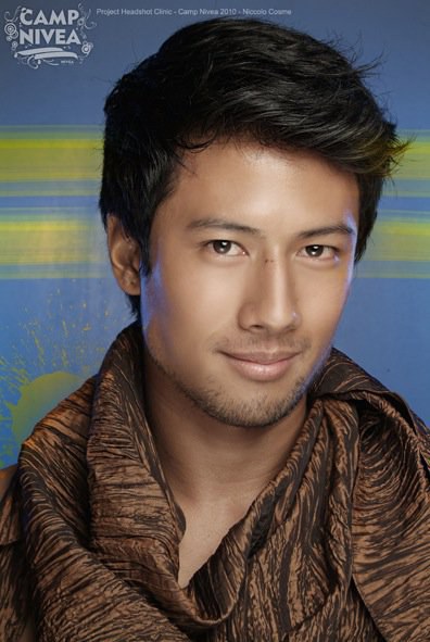 John James Uy(导演)