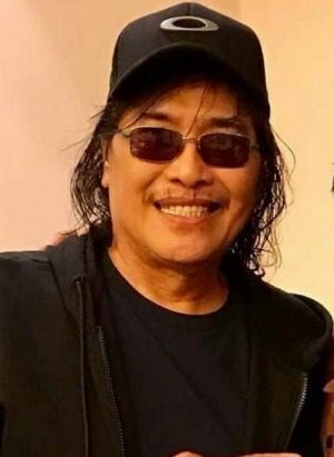 Carlo J. Caparas(导演)