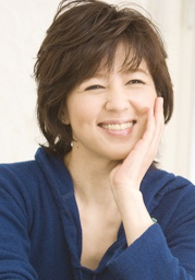 石野真子